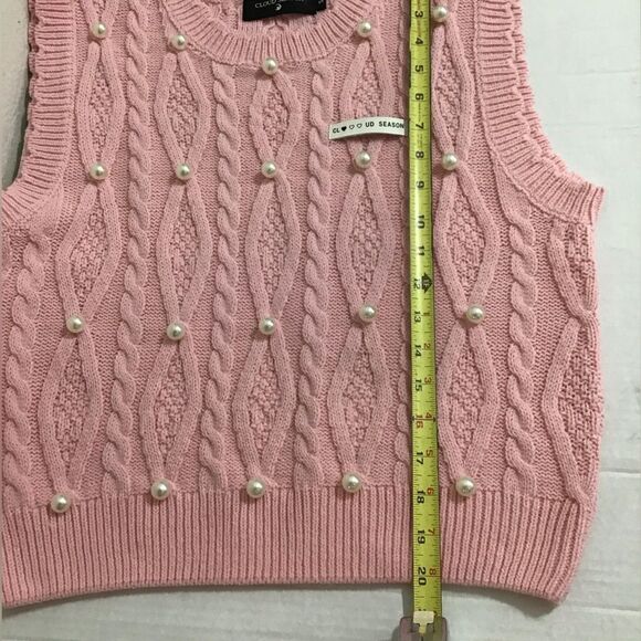 Cloud Season Pink Knit Pearl Embellished Sleeveless Sweater Vest Size Small - Picture 6 of 10